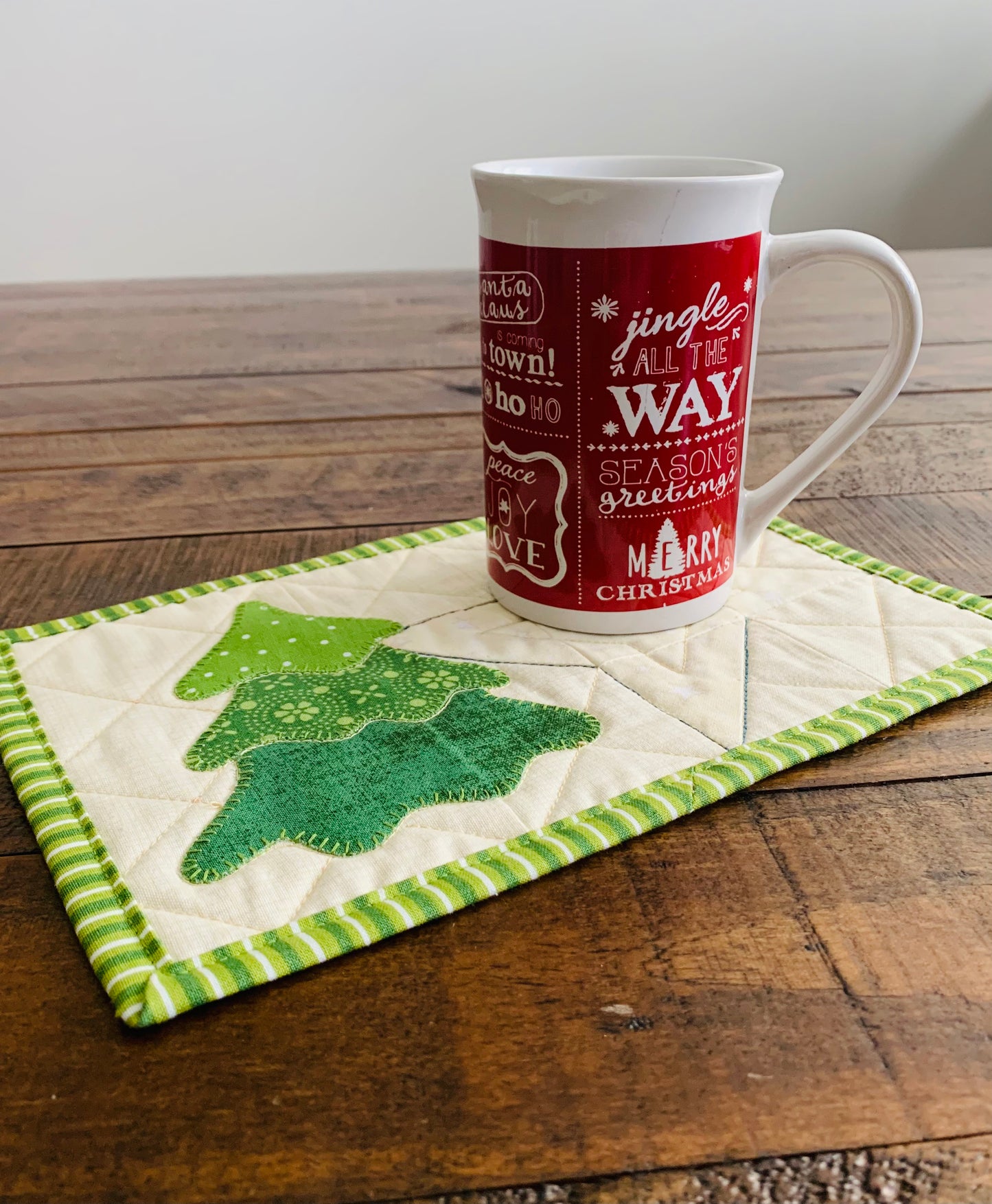 Christmas Mug Rugs Pattern